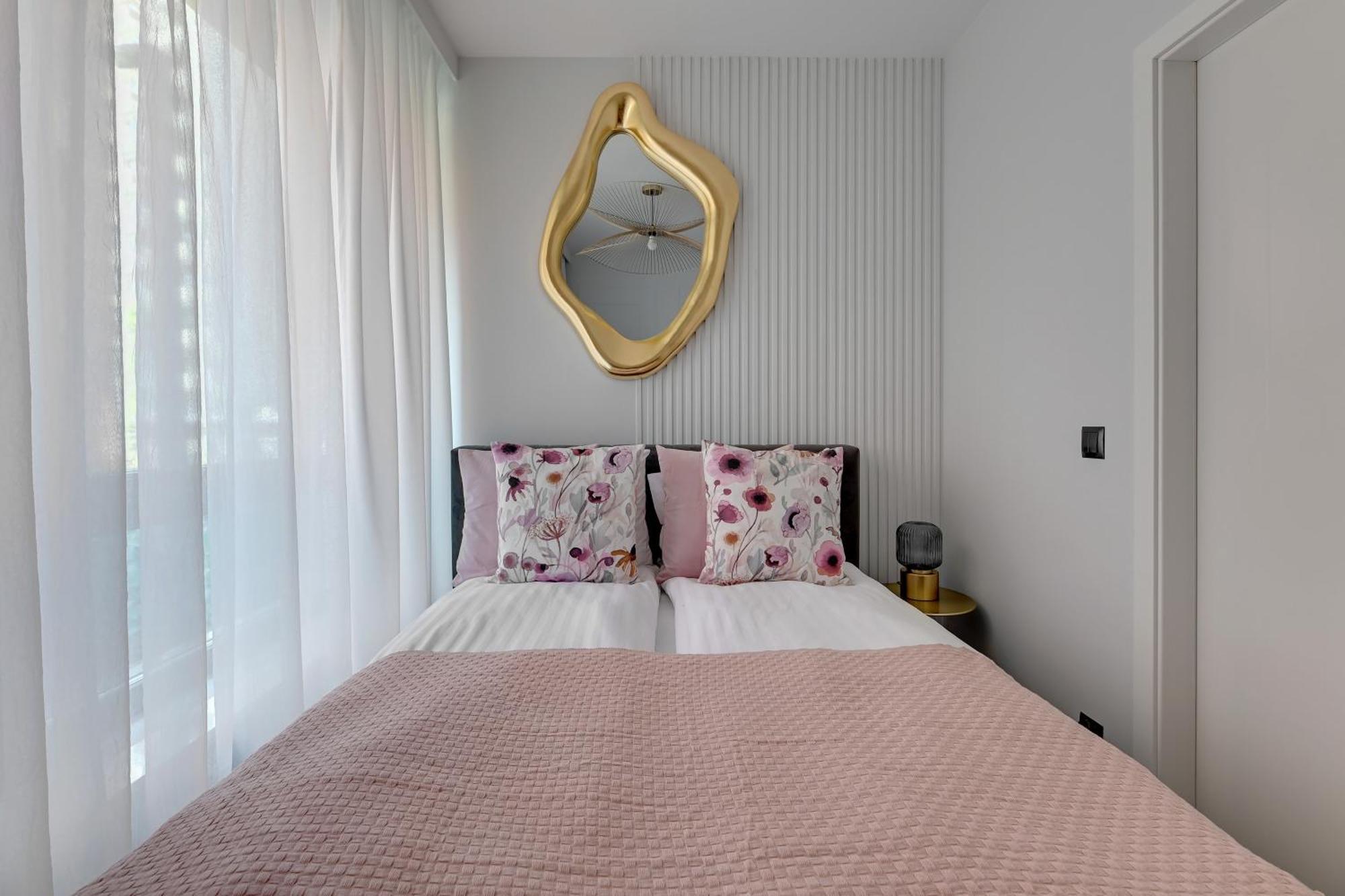 Scala 60H City Center Premium Apartments With Parking By Lion Apartments Гданск Екстериор снимка