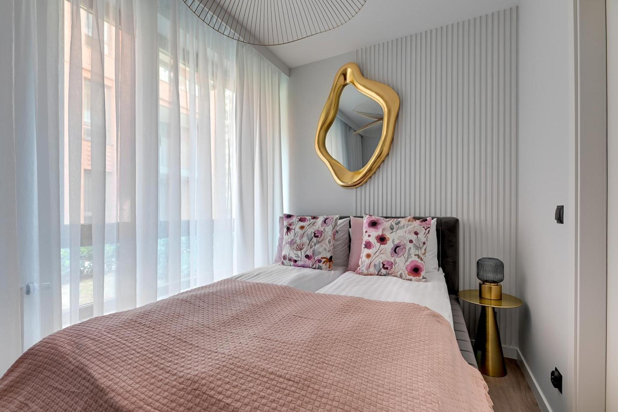 Scala 60H City Center Premium Apartments With Parking By Lion Apartments Гданск Екстериор снимка