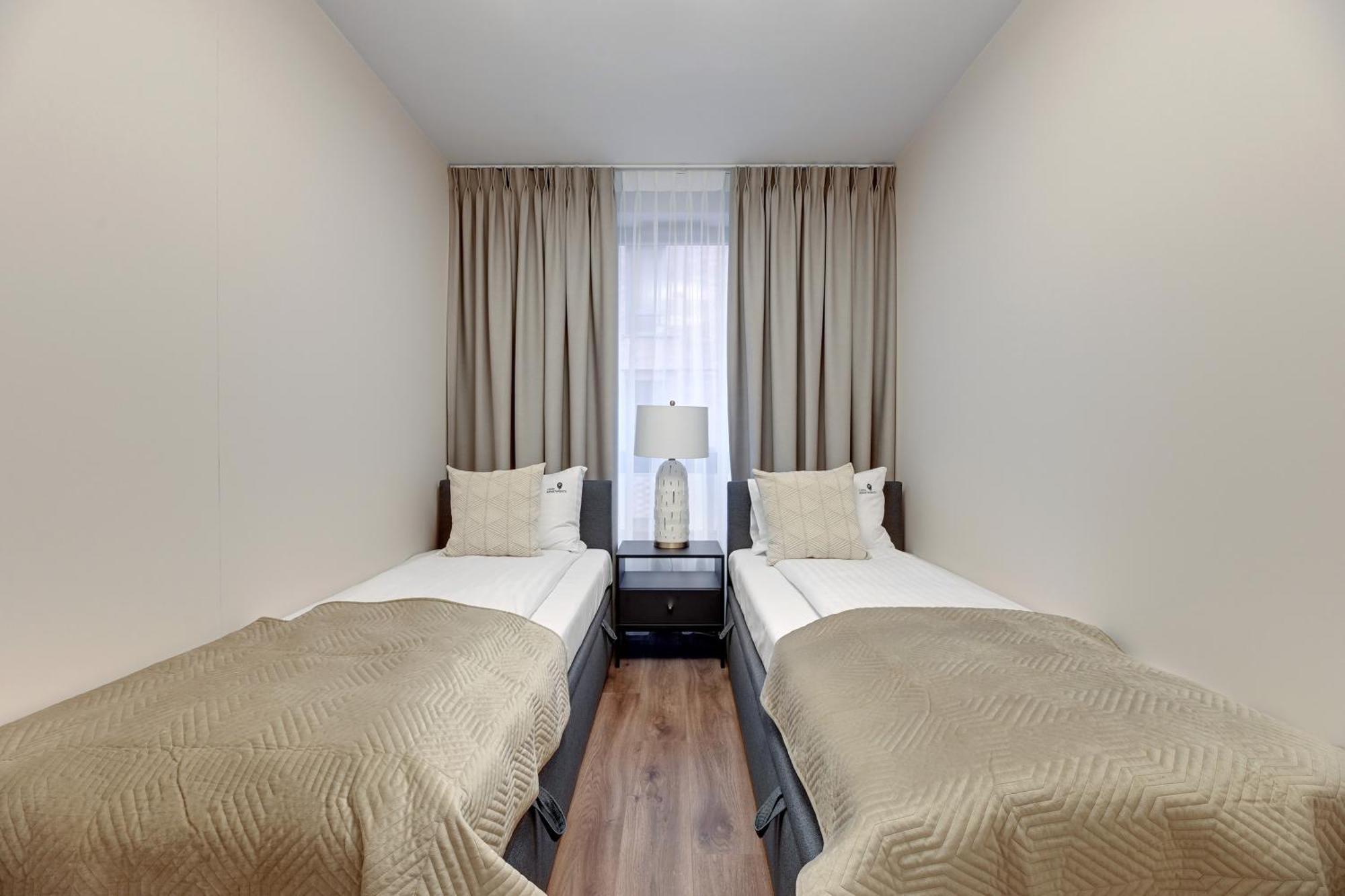 Scala 60H City Center Premium Apartments With Parking By Lion Apartments Гданск Екстериор снимка