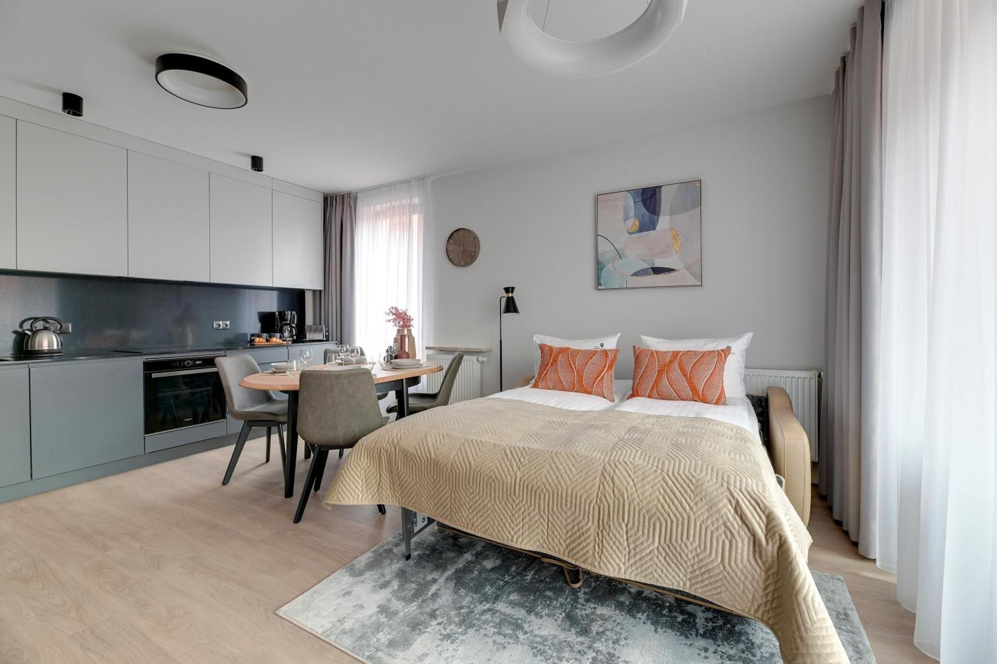 Scala 60H City Center Premium Apartments With Parking By Lion Apartments Гданск Екстериор снимка
