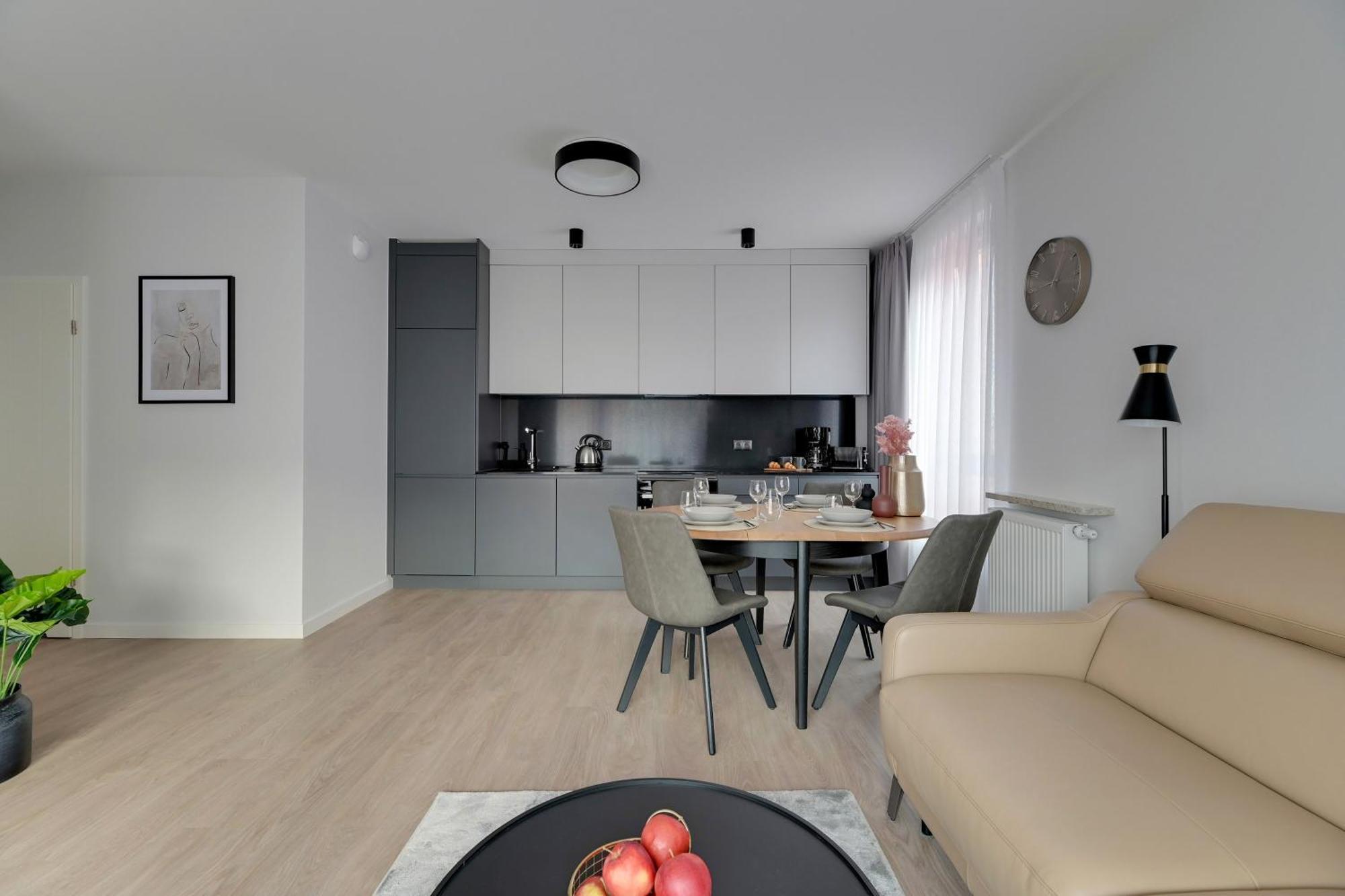 Scala 60H City Center Premium Apartments With Parking By Lion Apartments Гданск Екстериор снимка