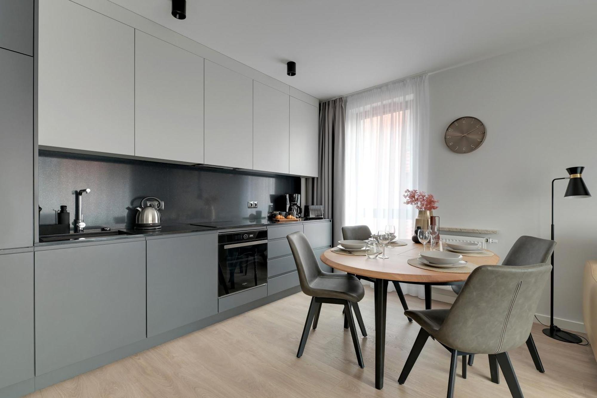 Scala 60H City Center Premium Apartments With Parking By Lion Apartments Гданск Екстериор снимка